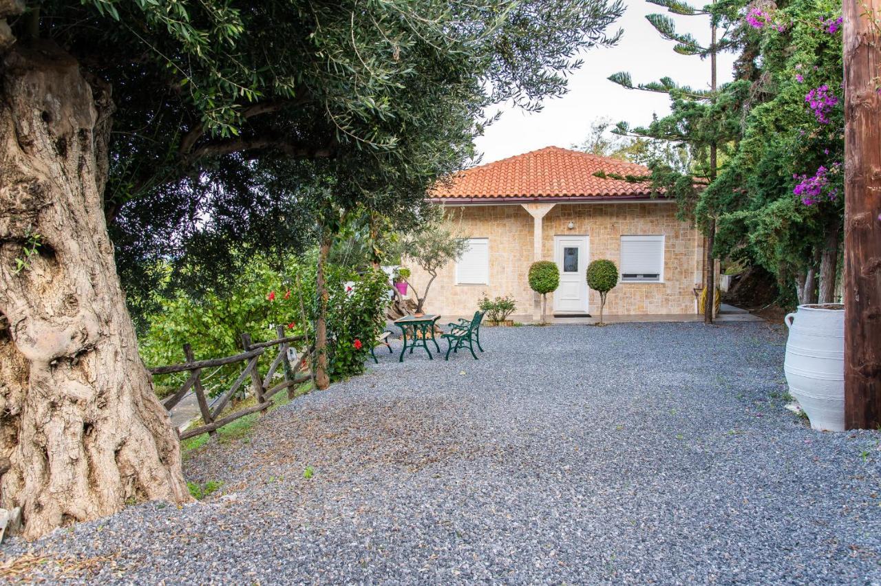 Chic & Spacious House In Rodia Heraklion Buitenkant foto